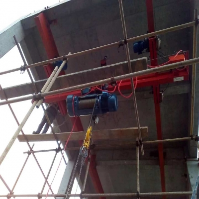 LX型電動(dòng)單梁懸掛起重機(jī)安裝完成并投入使用